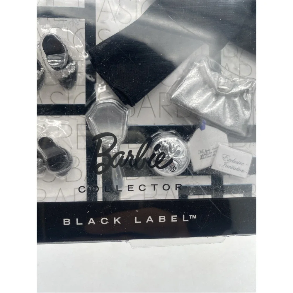 2009 Barbie Basics Accessory Pack Black Label Look No. 04 Collection 001-NRFB